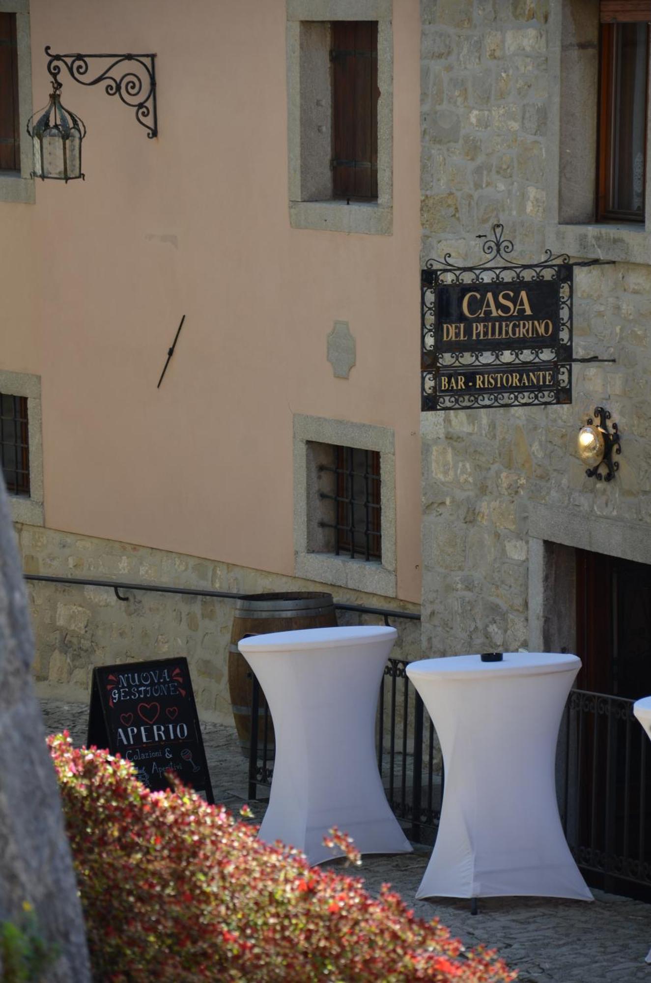 Hotel Casa Del Pellegrino - Castelmonte Luaran gambar